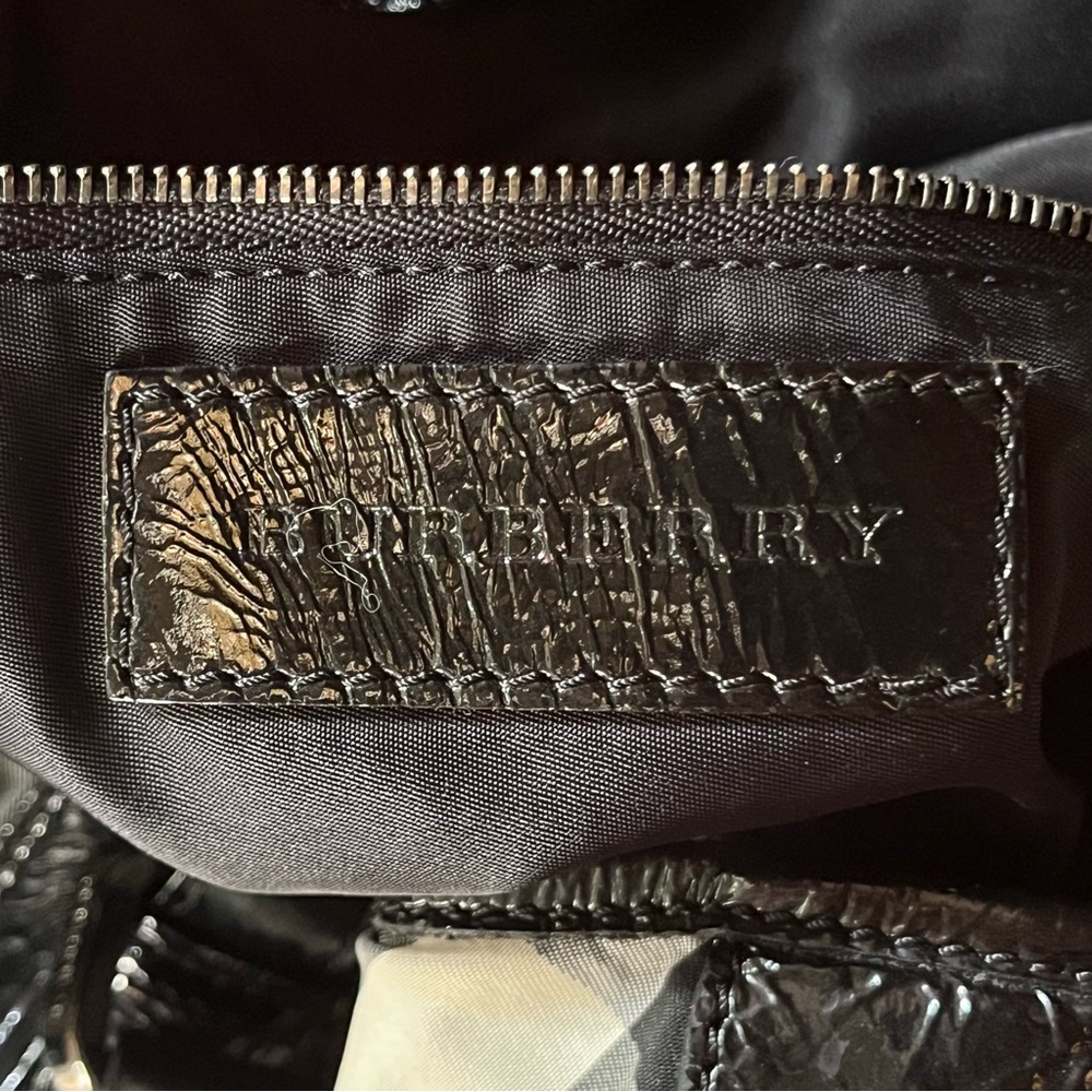 BURBERRY Black Beat Check Nylon Victoria Tote Bag - Picture 11 of 11